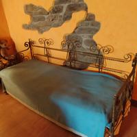 divano letto ferro battuto con doppia rete