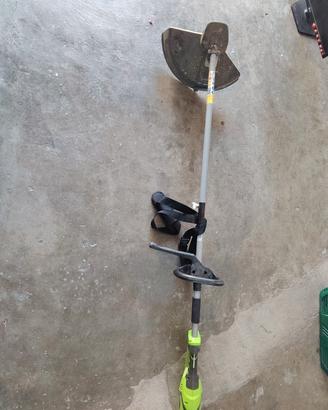 decespugliatore greenworks 