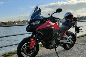 ducati multistrada V4 