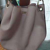 Borsa a secchiello Guess