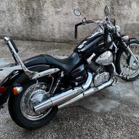 Honda Shadow VT 750 Black Spirit