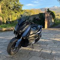 Yamaha X MAX 300