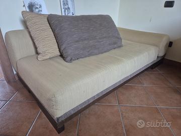 Divano etnico modrrno