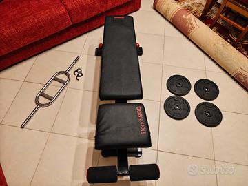 Set palestra con panca, bilanciere e pesi