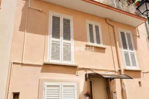 NOVITÀ: Casa singola con deposito e terrazzo