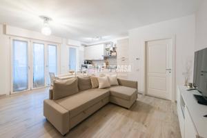 GRAZIOSO BILOCALE DI 70 MQ RISTRUTTURATO CON TERRA