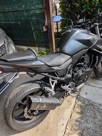 Honda hornet 750