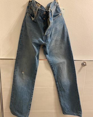 Levi’s 501 W31 L32 cropped