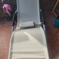 lettino dondolo da giardino