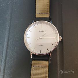 Orologio Timex con doppio cinturino 