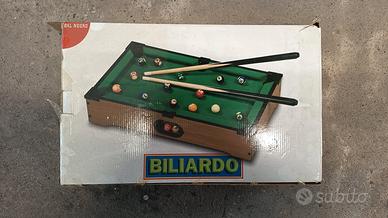 Biliardo piccolo da tavolo