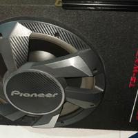 subwoofer Pioneer amplificato