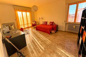 Trilocale ultimo piano zona Musicisti, Forlì