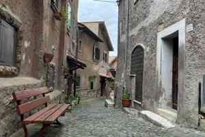 3 LOCALI A SUBIACO