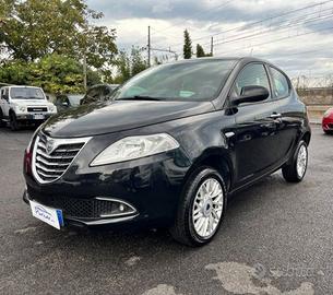 Lancia Ypsilon 0.9 t.air Silver ecochic metano