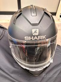 Casco SHARK