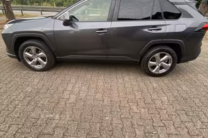 Toyota Rav4 Hybrid 2.5-218CV