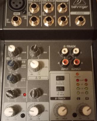 mixer behringer usato pochissimo