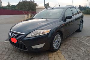 Ford Mondeo Station Wagon Ghia