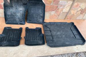 Tappetini in gomma 3D per Jeep Renegade >2014