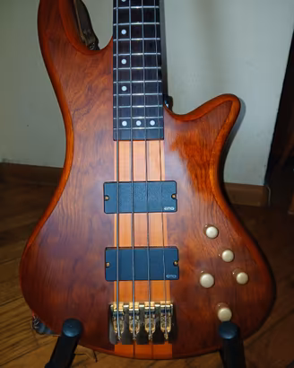Schecter stiletto studio 4