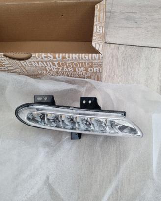 LUCE DIURNA LED DESTRA RENAULT SCENIC X-MODE 12-16