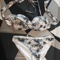 costume 2 pezzi nuovo 