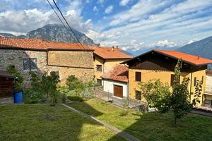 CASA SEMINDIPENDENTE A ANGOLO TERME