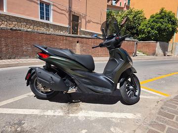 Piaggio Beverly S 400