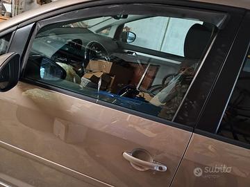 Deflettori porte anteriori VW Touran  2004 / 2016