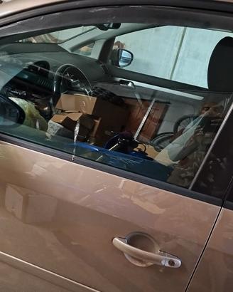 Deflettori porte anteriori VW Touran  2004 / 2016
