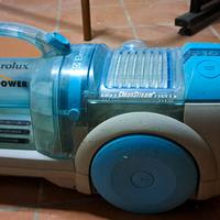 Aspirapolvere a ciclone Electrolux