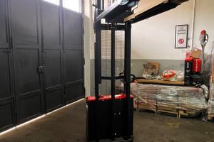 STOCCATORE ELETTRICO 1.500 KG LITIO