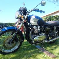 Triumph Bonneville T100