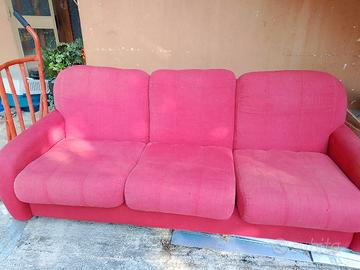 divano a 3 posti 