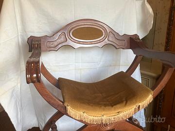 Sedia da arredamento Savonarola