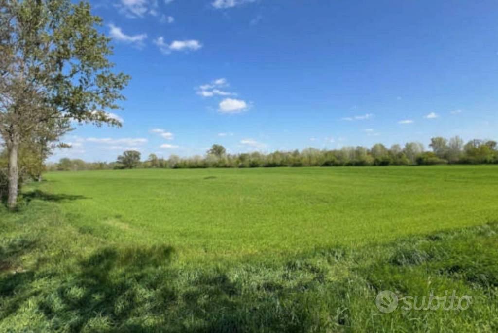 Immobile in asta di 339458 m² a Crotta d'Adda - Vista 2
