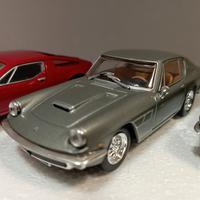 4 modellini vari 1/43