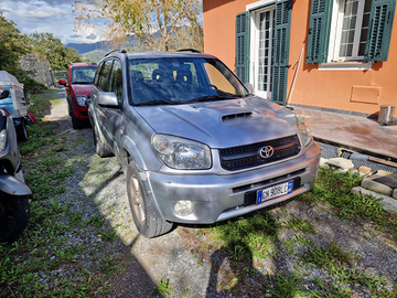 Toyota Rav 4 D-4D 5 porte