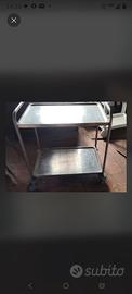 Carrello in acciaio inox a due ripiani con ruote 