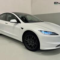 Tesla Model 3 Highland RWD - 300 CV - GANCIO TRAIN