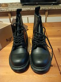 Dr.martens 1460 black,unisex,pelle, taglia 39.