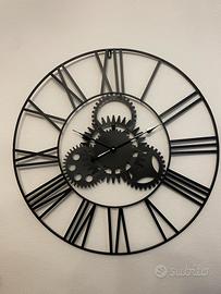 Orologio in metallo stile Industrial