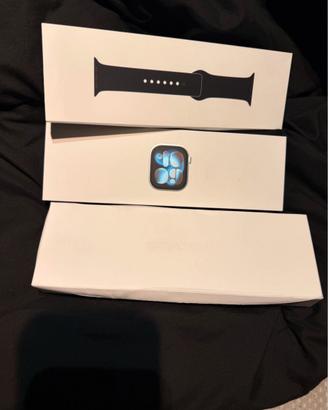 Apple Watch Series 11 (GPS + Cellular)