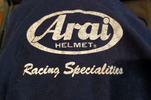 Casco arai