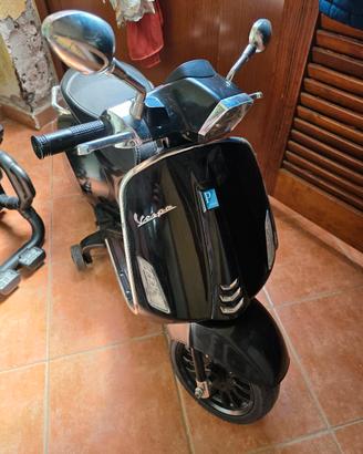 Vespa Elettrica 12V Piaggio per Bambini 