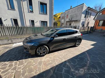 Ford Focus st-line 2023 - Cambio automatico