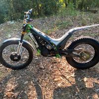 Trial Ossa 300 2t