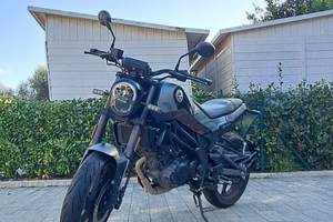 Benelli Leoncino 125cc
