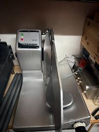 Affettatrice bizerba industriale
